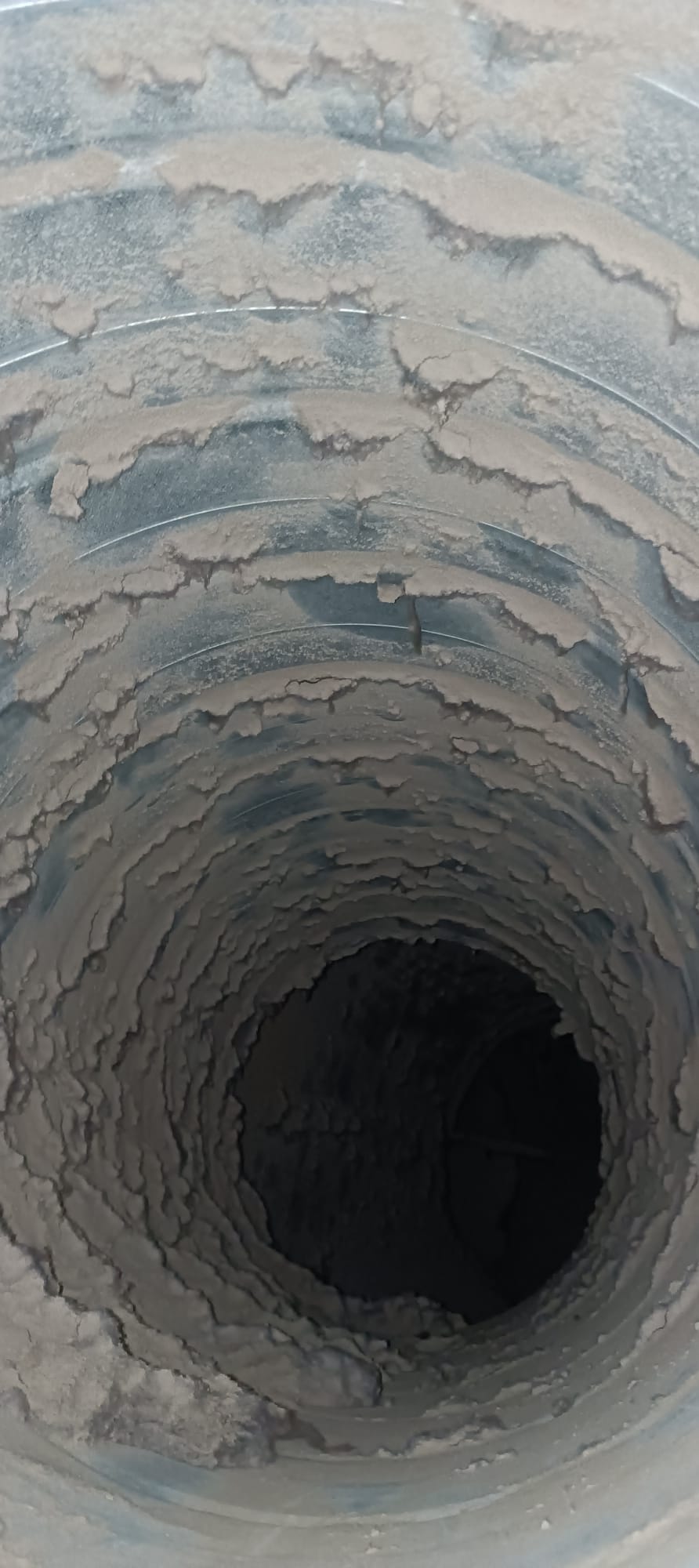 Before, dirty air duct